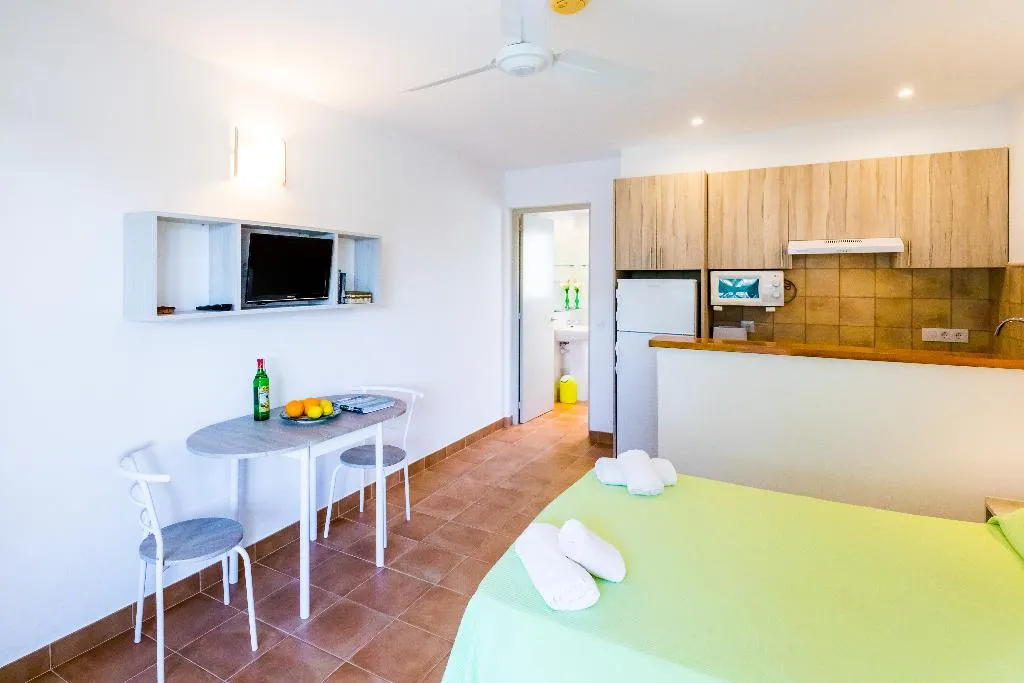 STUDIO STANDARD Room, Arenal Playa Menorca, Menorca