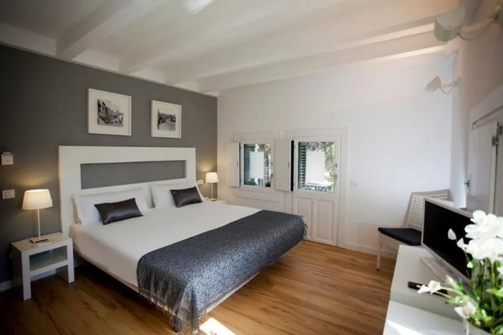 Room, Sitges, Costa Brava