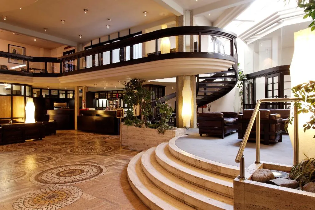 Lobby, Central, Innsbruck