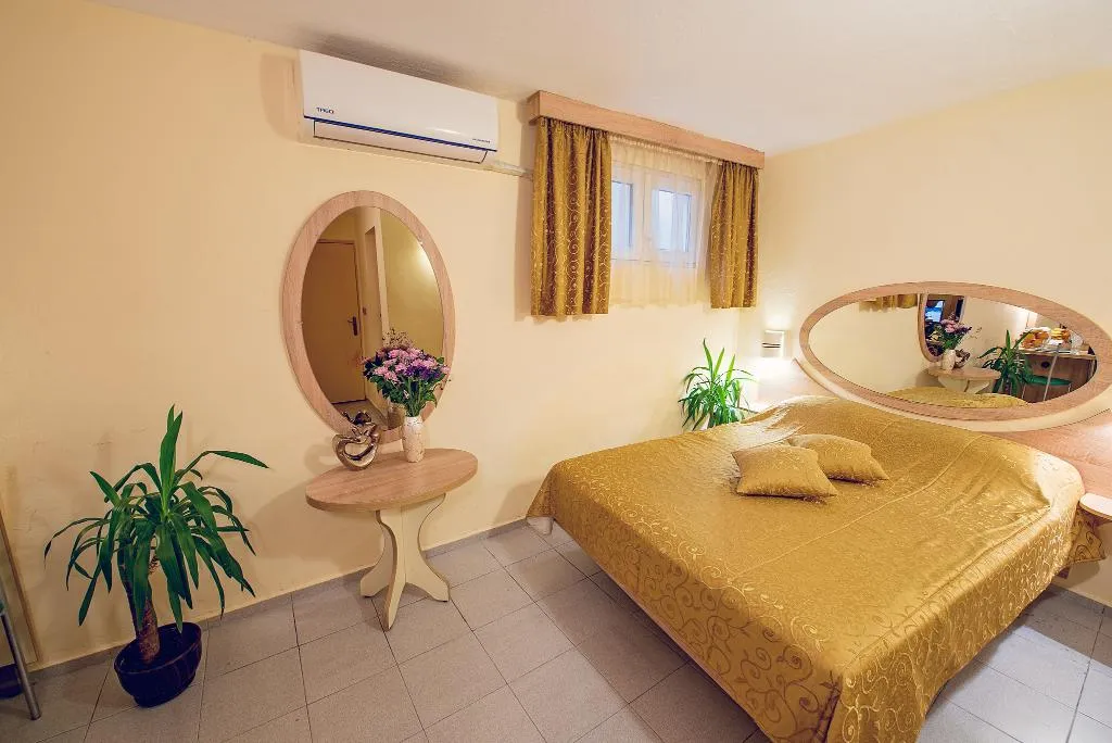 DOUBLE ECONOMY Room, Hotel Color Varna, Varna