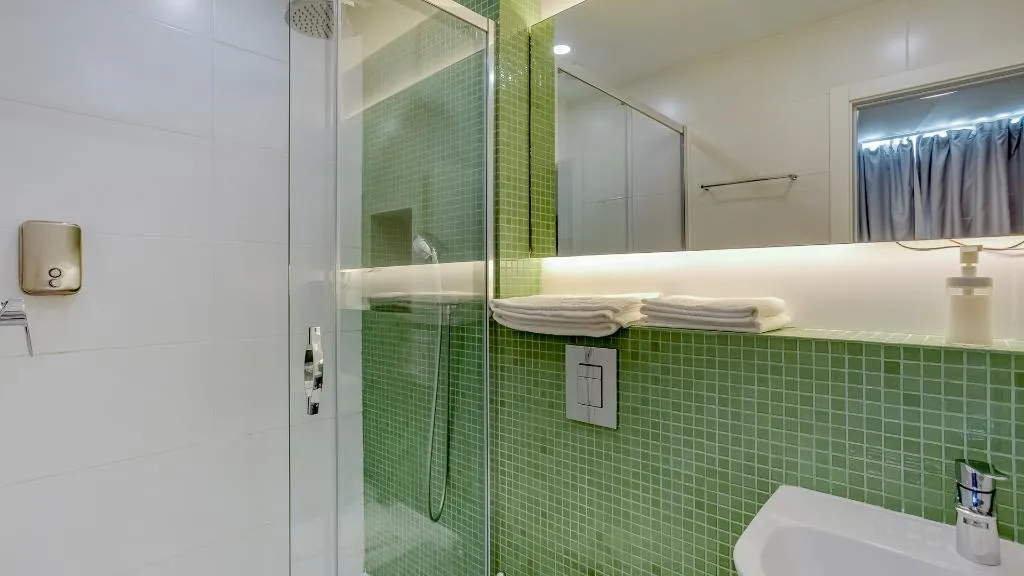 DOUBLE WITH SHARED BATHROOM Room, Hostellicious, Algarve