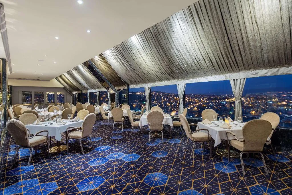 Restaurant, Hilton Izmir, Izmir