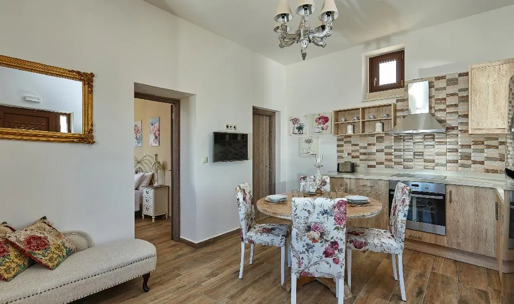 VILLA WITH PRIVATE POOL Room, Orelia Cretan Villas & Deluxe Apartments, Crete