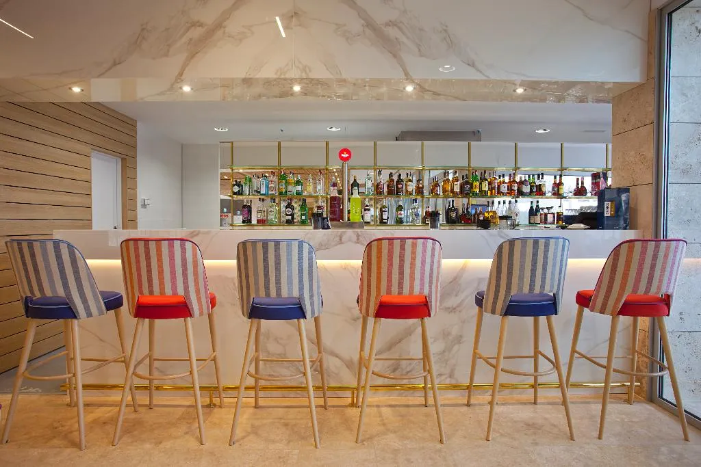 Bar, Seth 55 Santo Tomas, Menorca