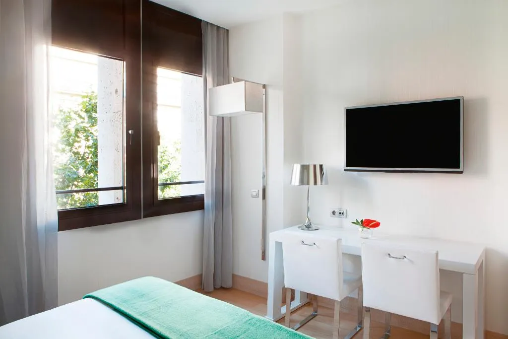 SINGLE STANDARD Room, Madrid Príncipe de Vergara, Madrid