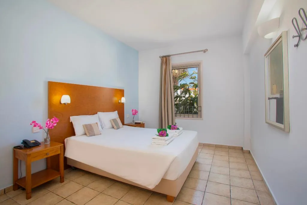 SUITE CAPACITY 3 TWO BEDROOMS Room, Louis Althea Beach, Cyprus