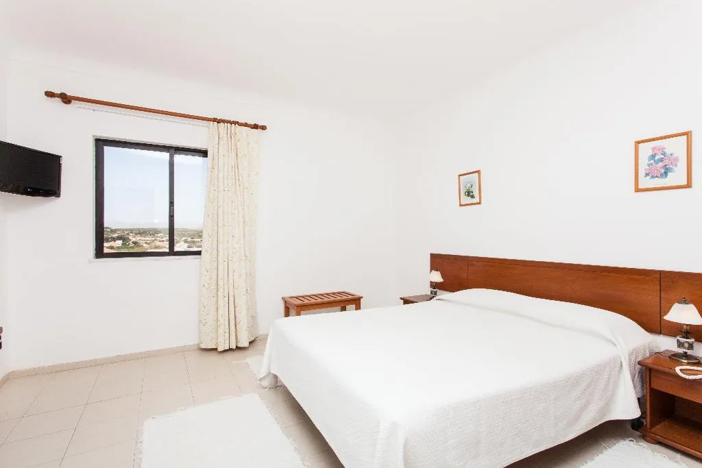 Room, Don Tenorio, Algarve