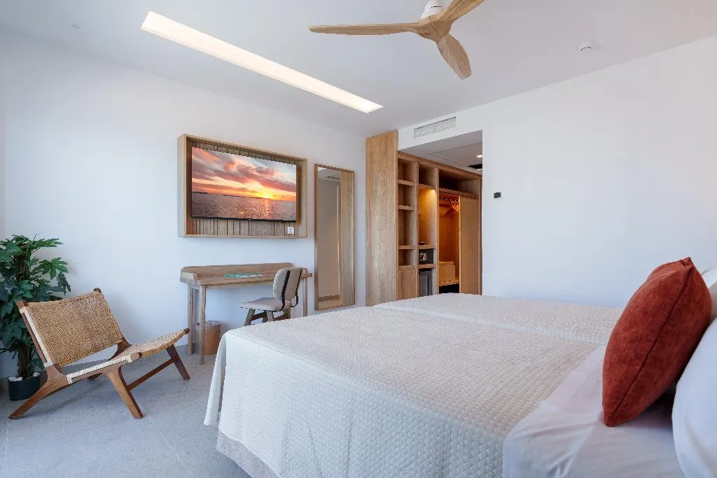 Room, Bellamar, Ibiza