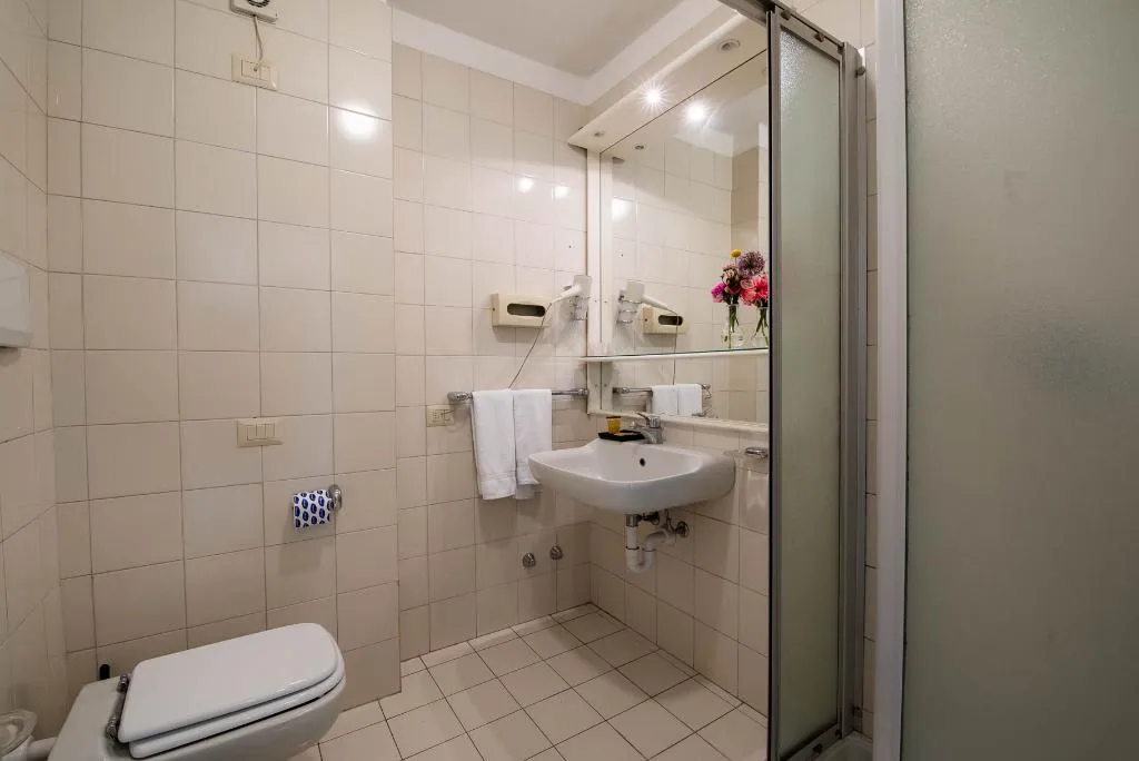 DOUBLE ECONOMY Room, Axolute Comfort Hotel - Cantu, Milan