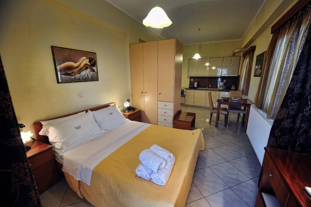 APARTMENT SUPERIOR CAPACITY 3 Room, Irida Resort Suites, Athens