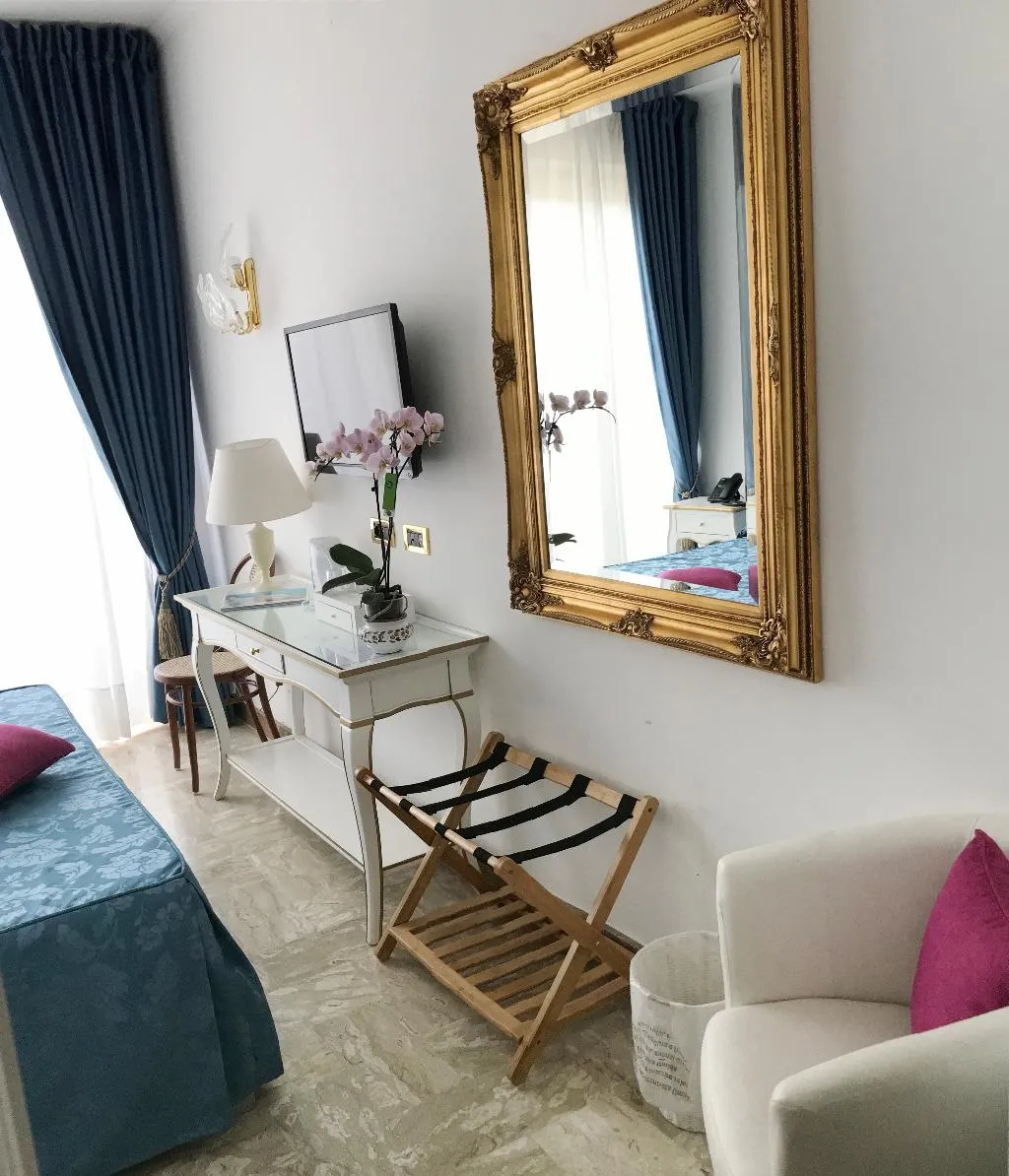 DOUBLE DELUXE Room, Bougainville Luxury Boutique Hotel, Naples