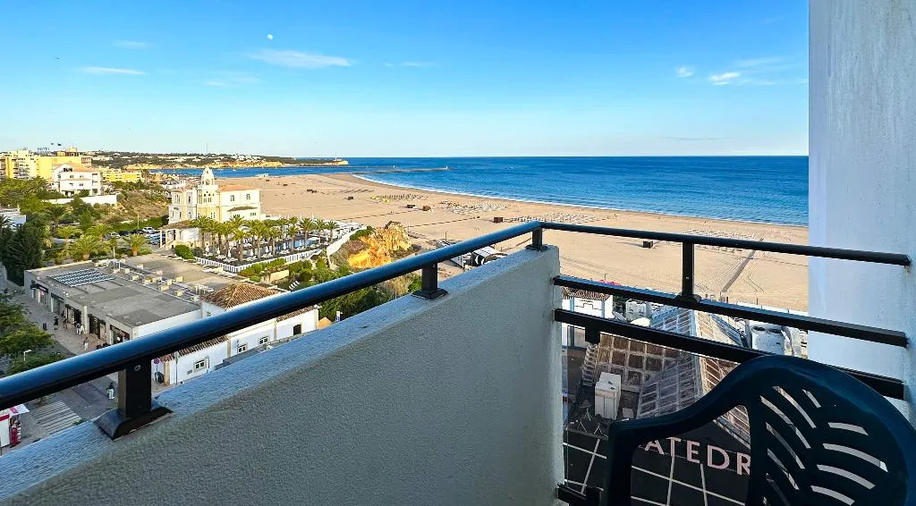 Double or Twin SEA VIEW Room, Avenida Praia, Algarve