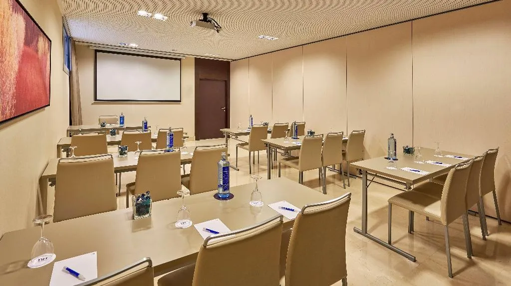 Conferences, NH Sants Barcelona, Barcelona
