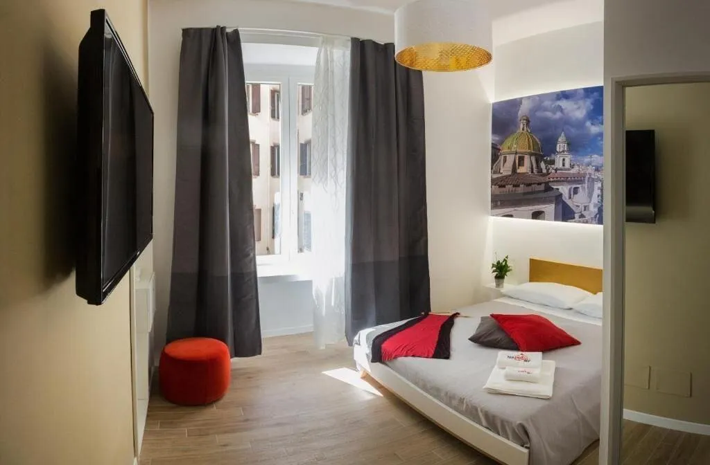 Room, Napolinn B&B, Naples