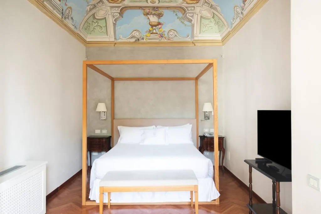 SUITE GARDEN VIEW Room, Grand Hotel Cocumella, Naples