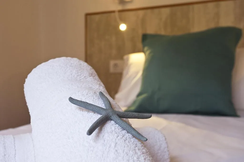 Room, Casal de Petra - Rooms & Pool, Majorca