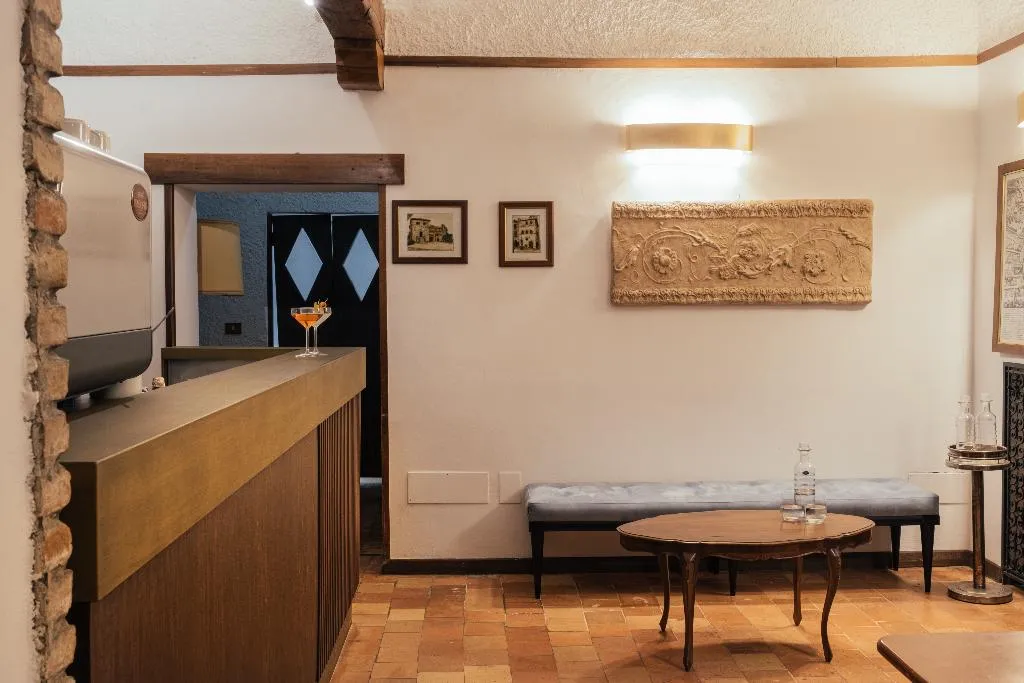 Bar, Villa Montegranelli, Umbria