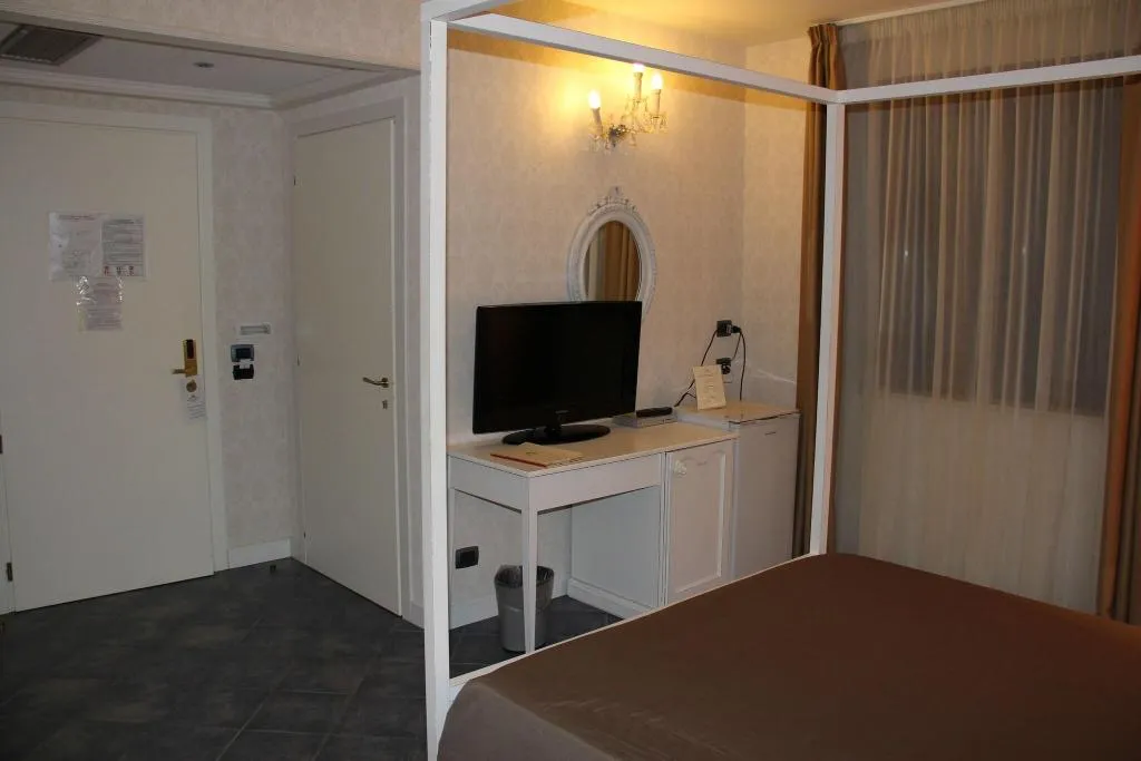 Room, Marina Holiday, Palermo