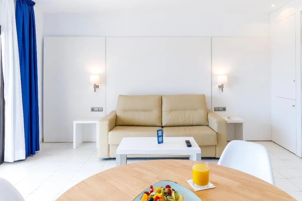 SUITE POOL VIEW Room, Mar Hotels Alcanada, Majorca