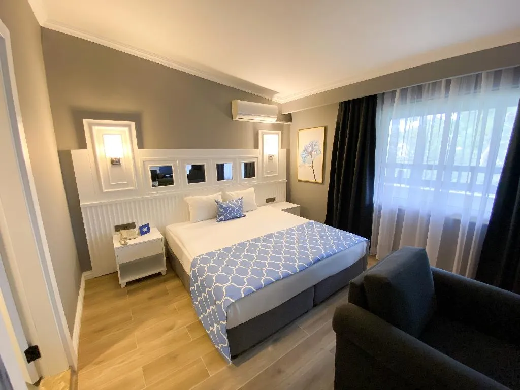 SUITE STANDARD Room, Gypsophila Club Marine, Antalya