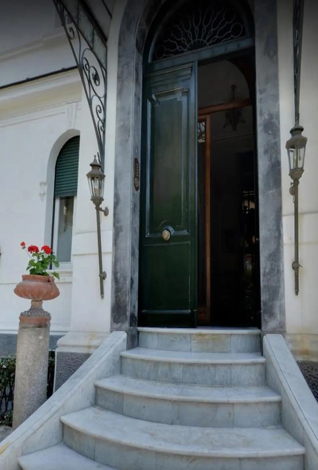 Lobby, Casa Rubinacci, Naples