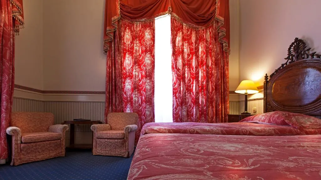 Double or Twin SUPERIOR Room, Palace Hotel Bussaco, Porto