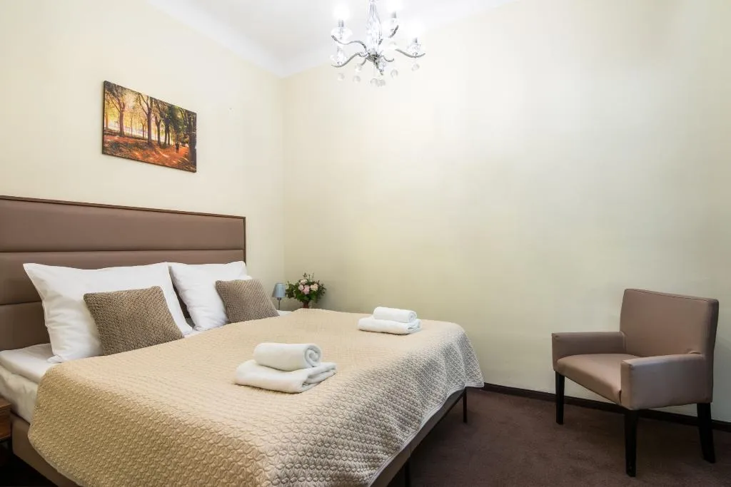 QUADRUPLE STANDARD Room, Aparthotel Old Town, Krakow