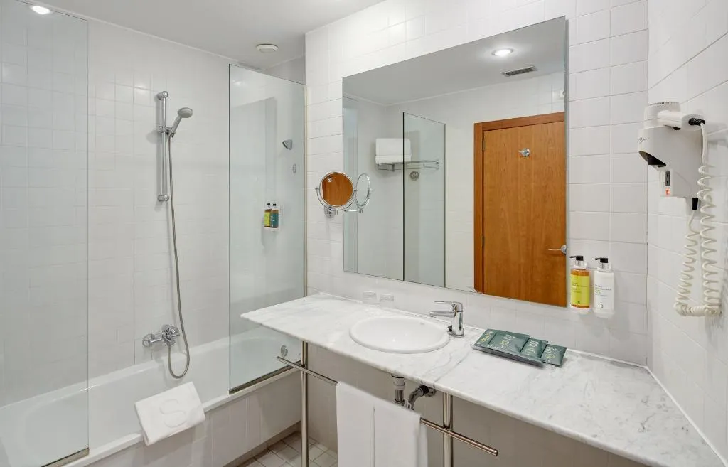 TRIPLE STANDARD Room, Sercotel Sabadell Arrahona, Barcelona