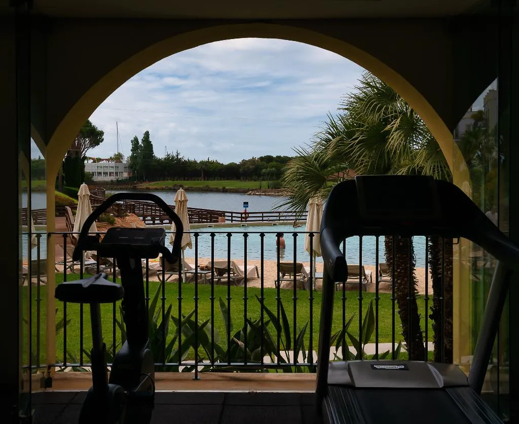 Sports and Entertainment, Domes Lake Algarve, Algarve