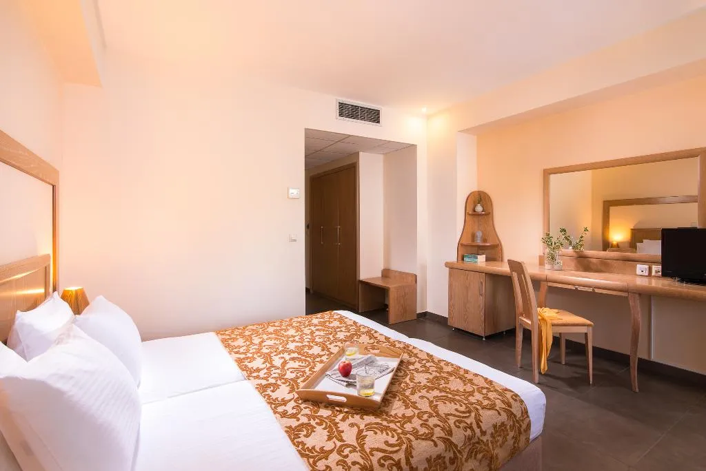 Double or Twin POOL VIEW Room, Alexandros Palace Hotel & Suites, Halkidiki