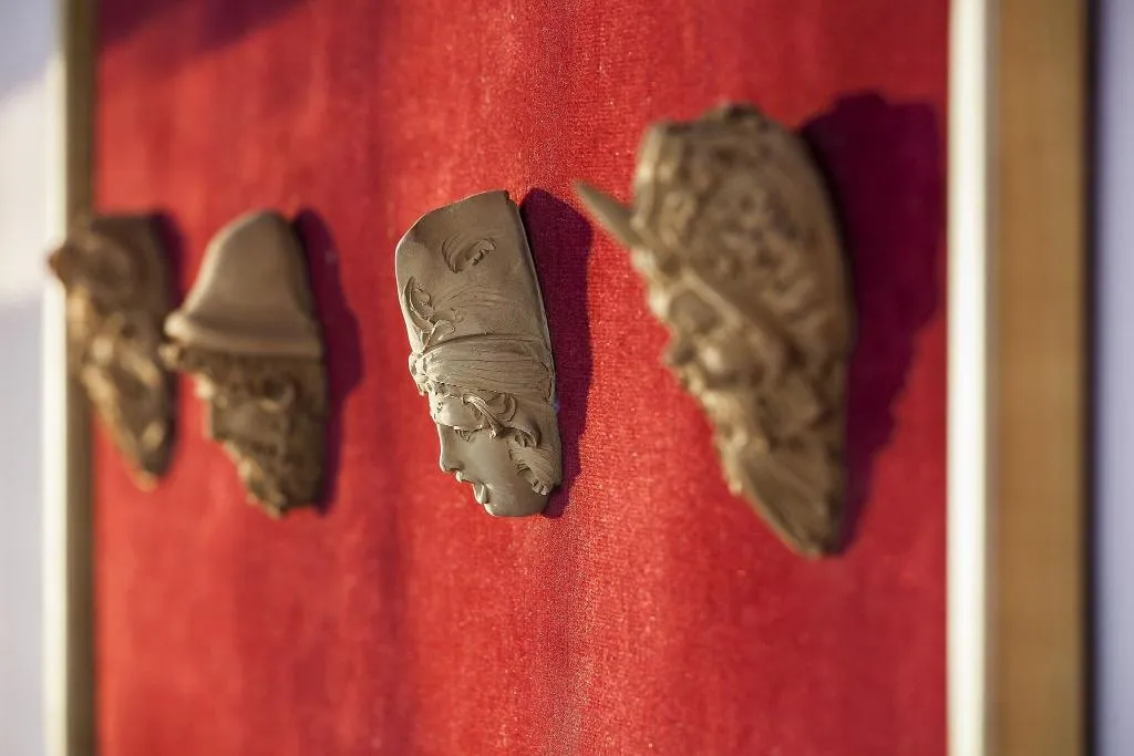 Lobby, Eros, Palermo