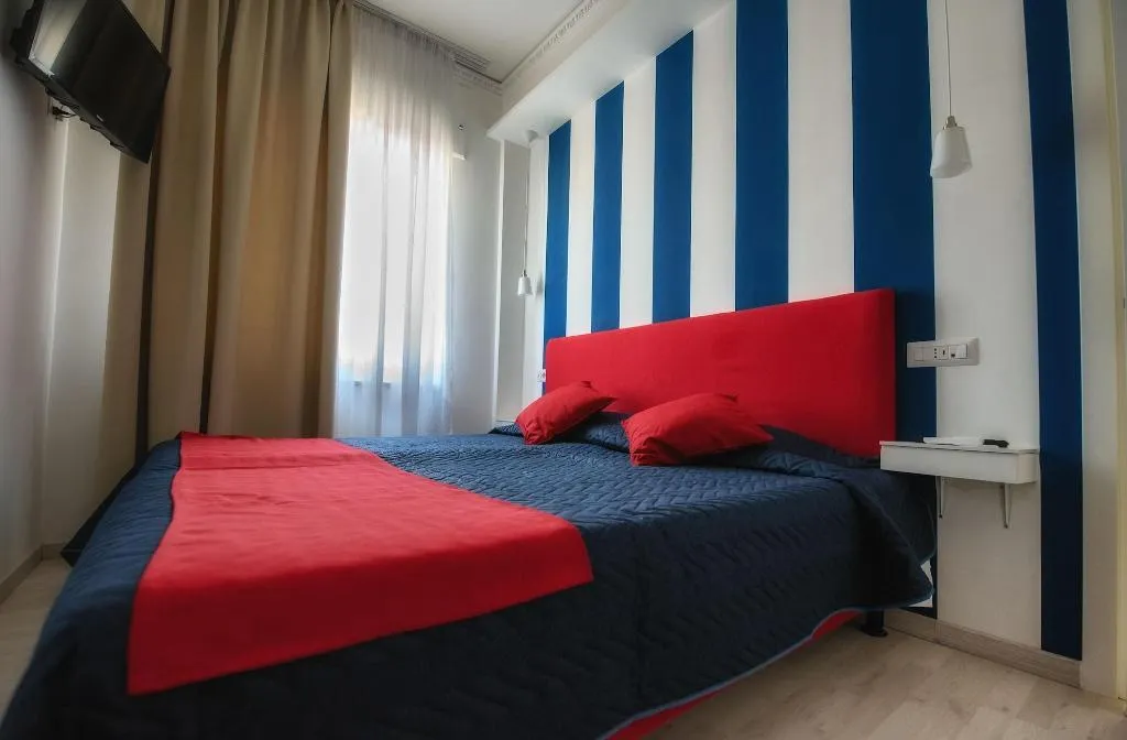 Room, Sunset Rooms, Naples