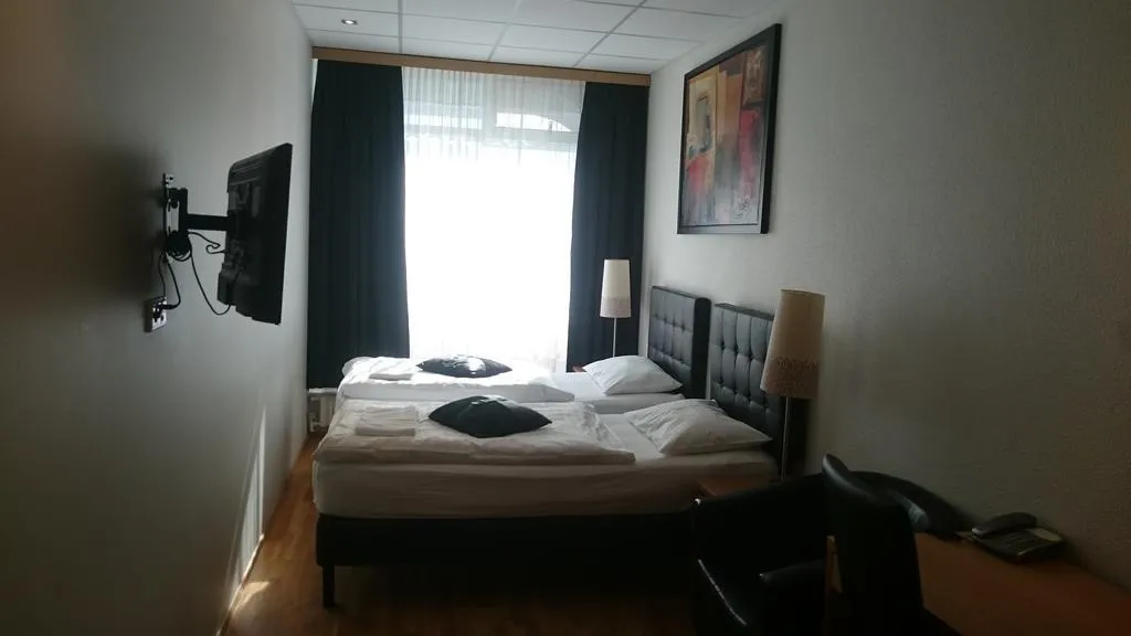 Room, 4th Floor, Reykjavik
