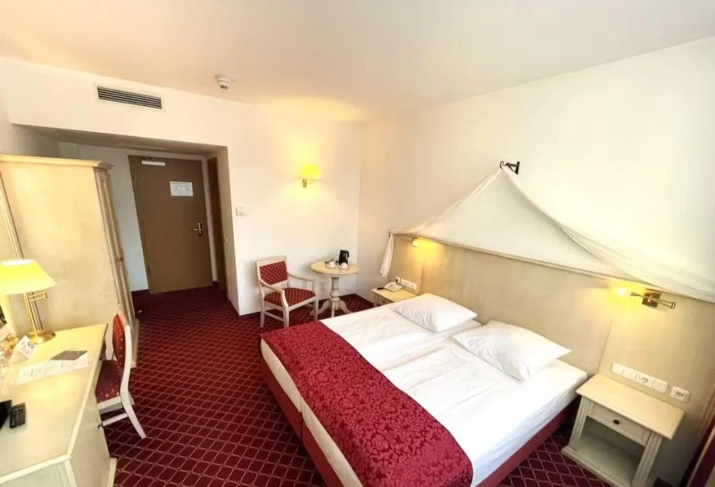 SINGLE STANDARD Room, Hotel Chateau Kurfuerstendamm, Berlin