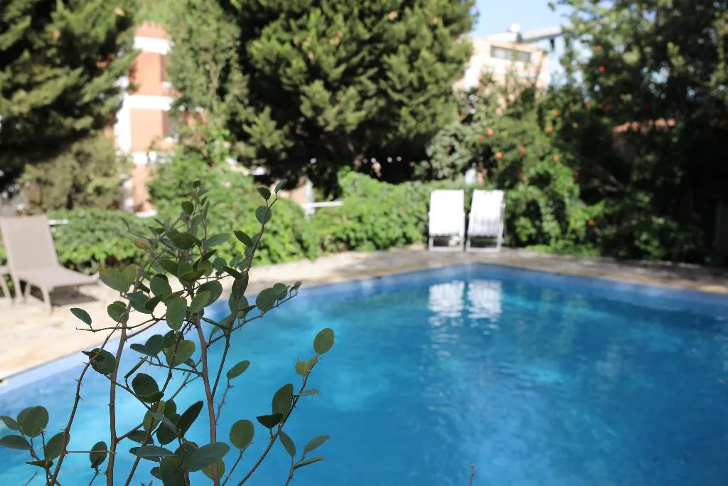 Pool, Kalehan, Izmir