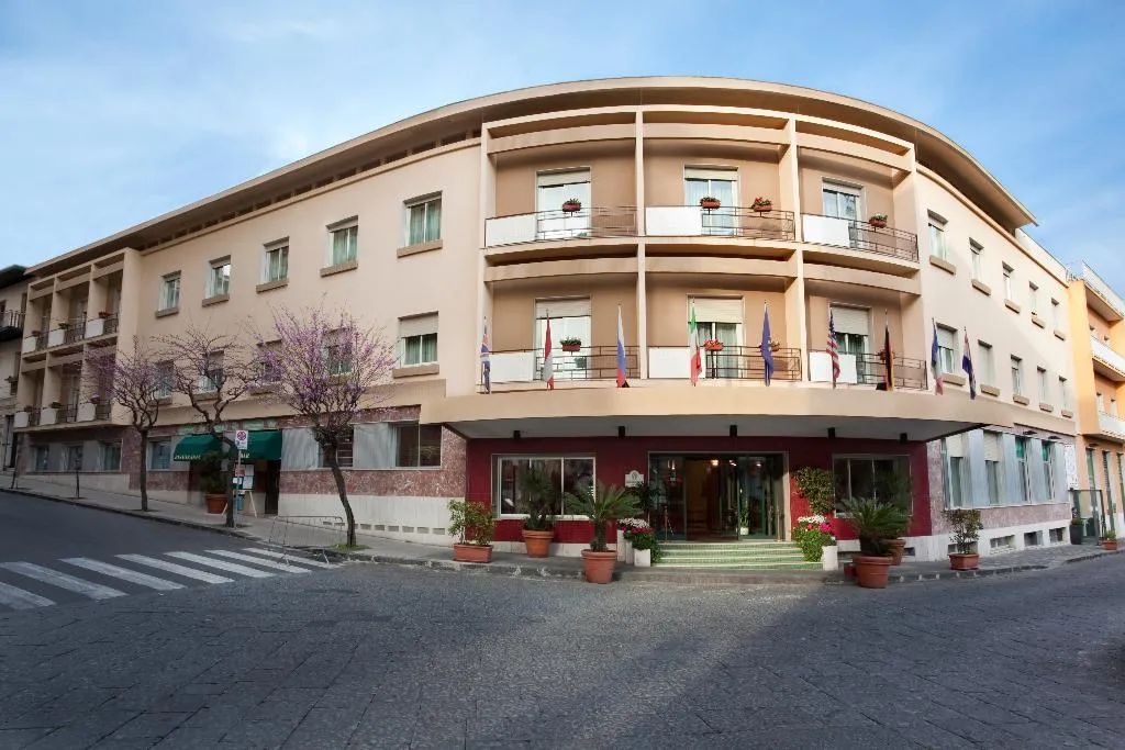 General view, Grande Albergo Maugeri, Catania