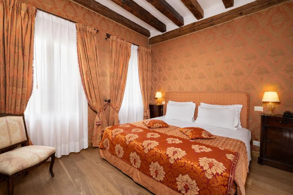 SUITE CLASSIC Room, Relais Alberti, Venice