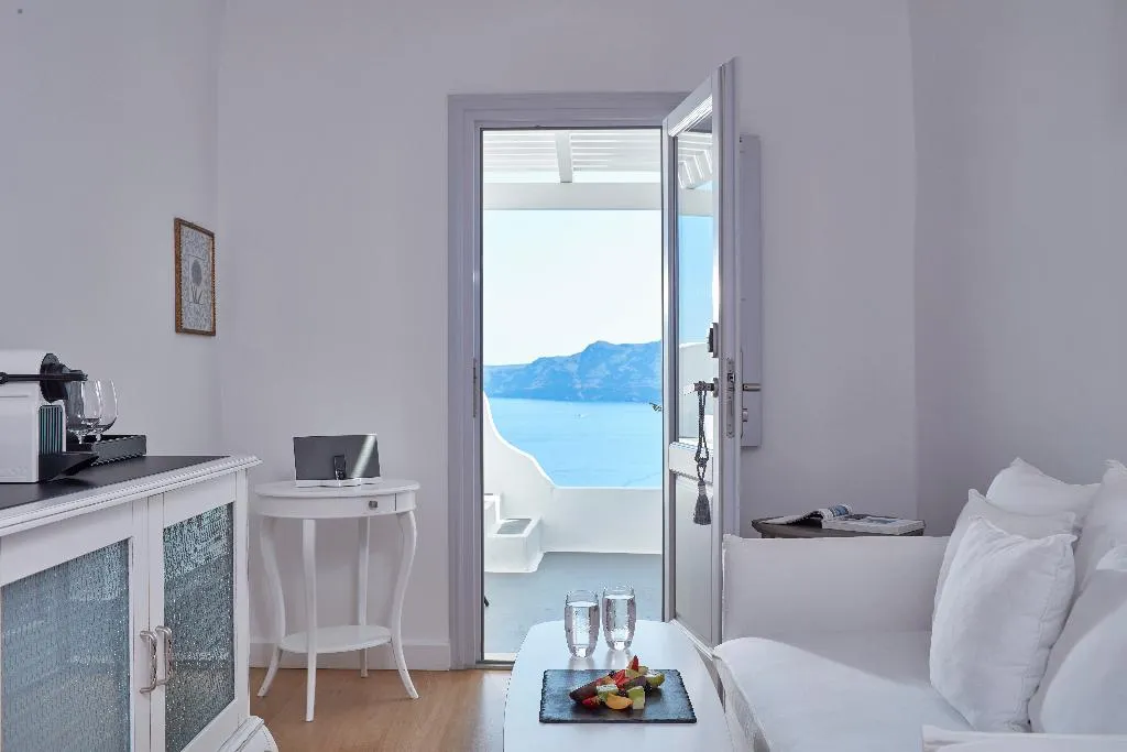 SUITE SEA VIEW HONEYMOON Room, Katikies Santorini -Pelagos House, Santorini