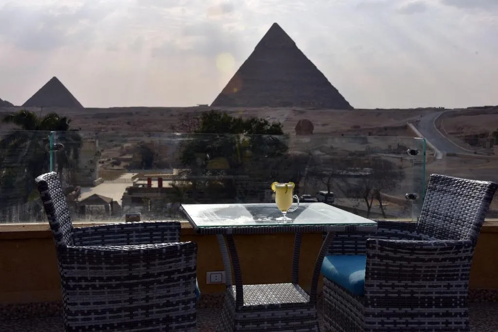 Terrace, Giza Pyramids View Inn, Cairo