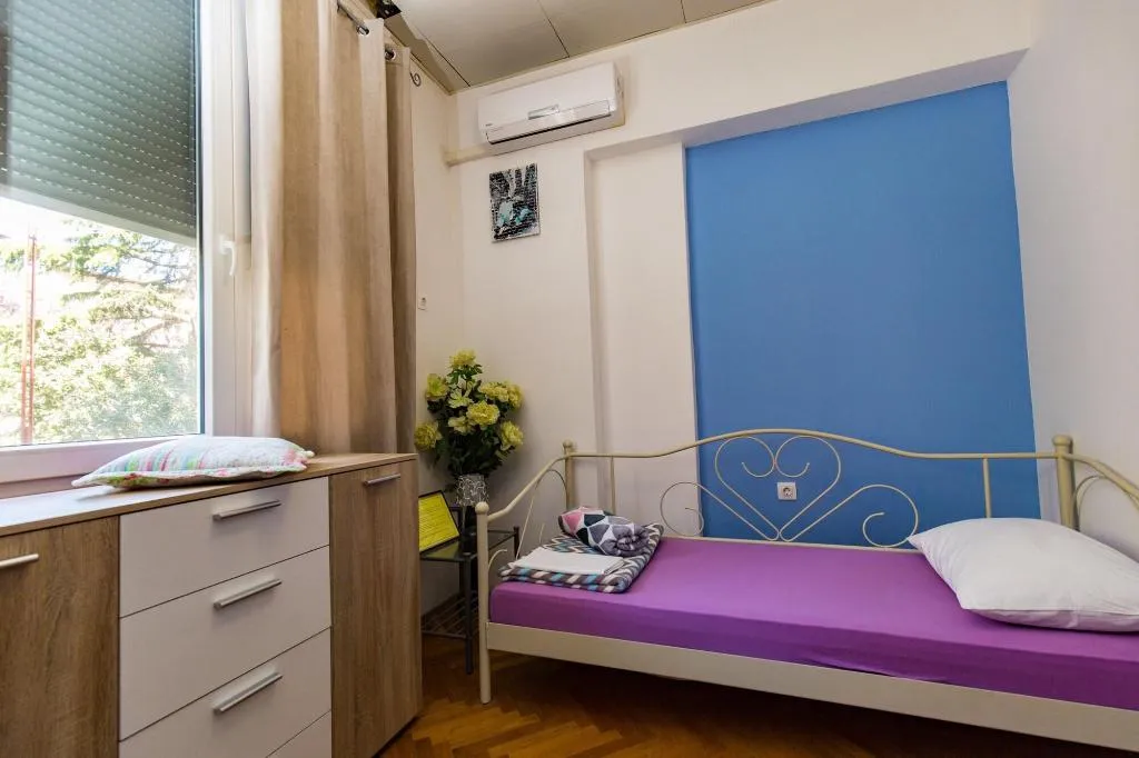 Room, Crazy House Hostel Pula, Istria