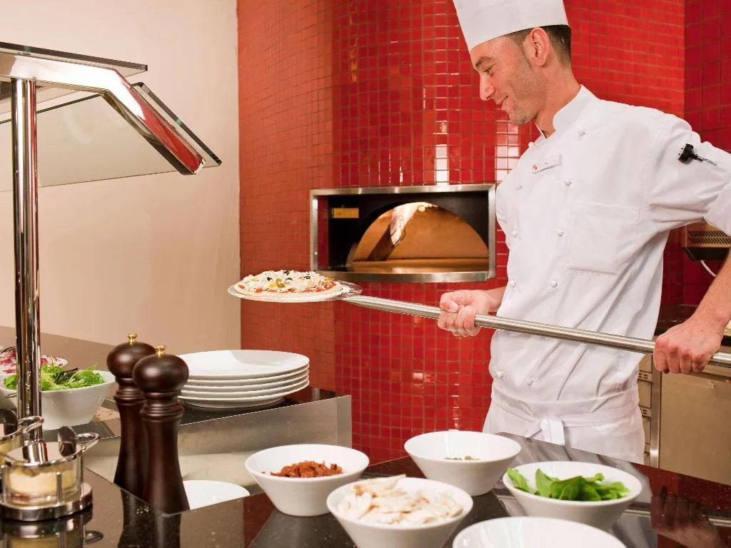 Restaurant, Novotel Suites Mall Avenue Dubai Hotel, Dubai