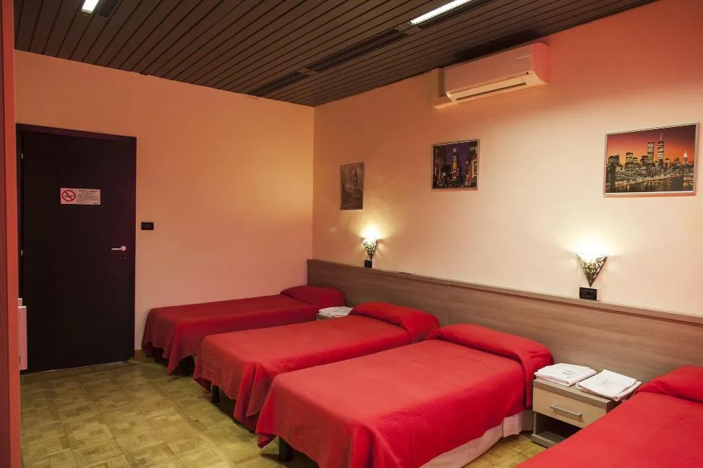 Room, Ilgiramondo, Milan