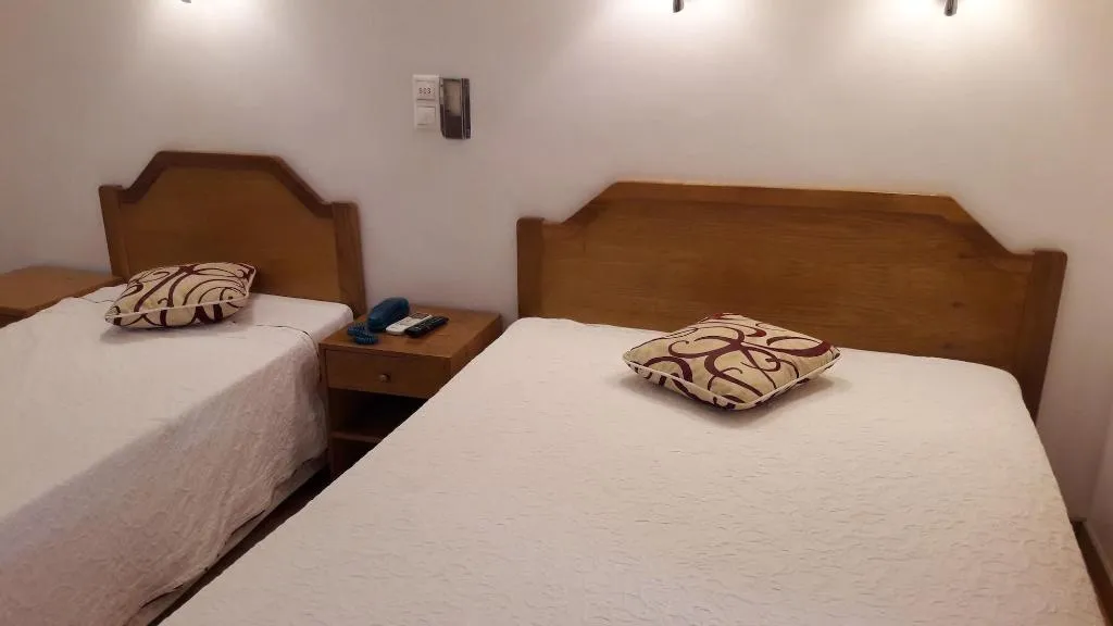 Room, Alicante, Lisbon