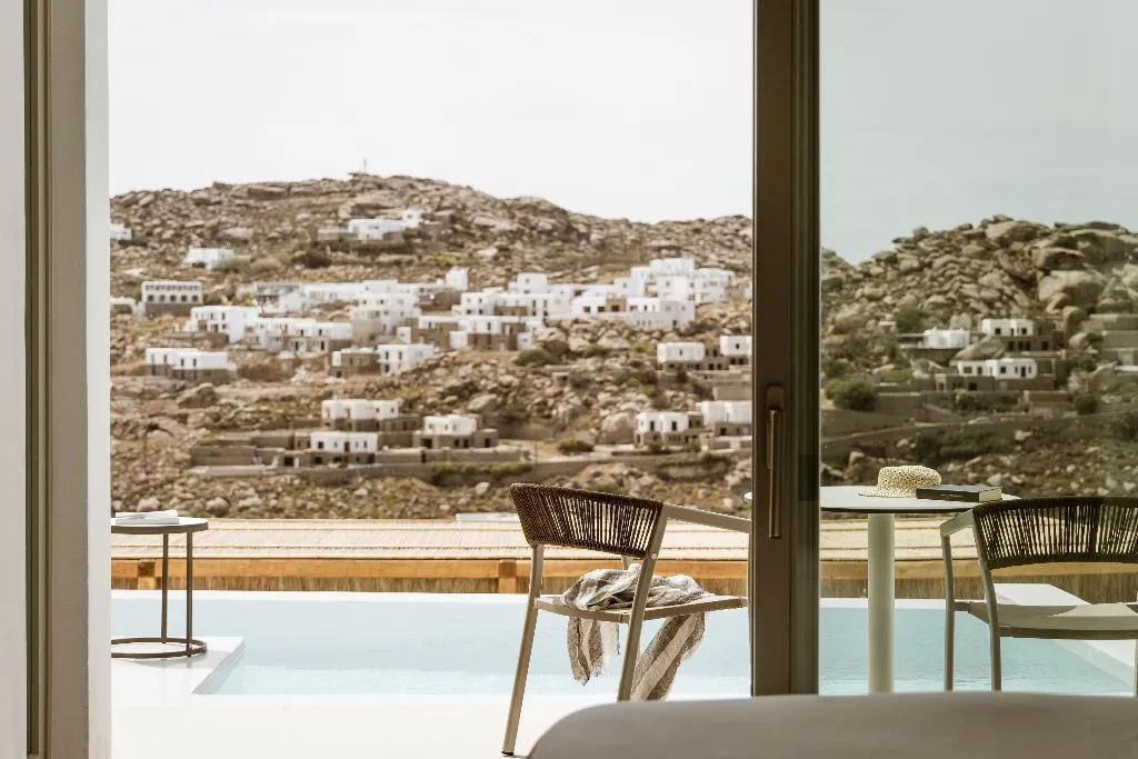 JUNIOR SUITE WITH PRIVATE POOL Room, Mykonos Flow - Super Paradise, Mykonos