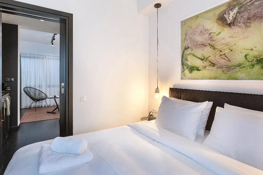 SUITE DELUXE Room, Nin&Bau Sarri 2, Athens