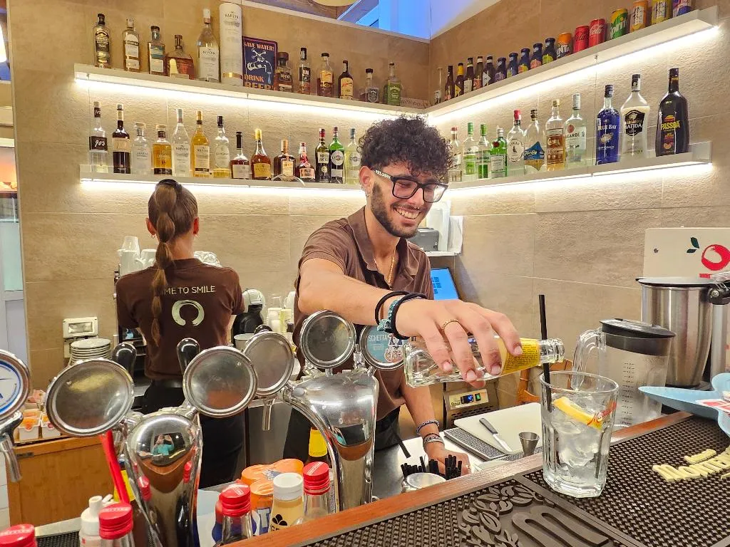 Bar, Residence Villa Giardini, Taormina