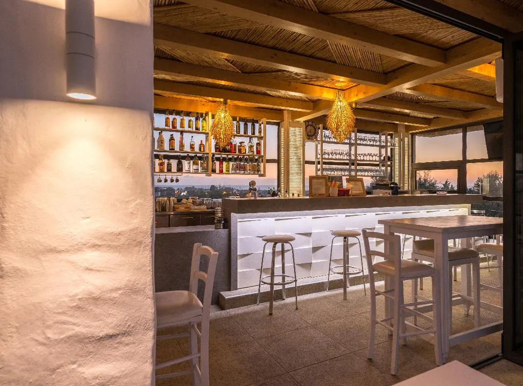 Bar, Porto Village, Crete
