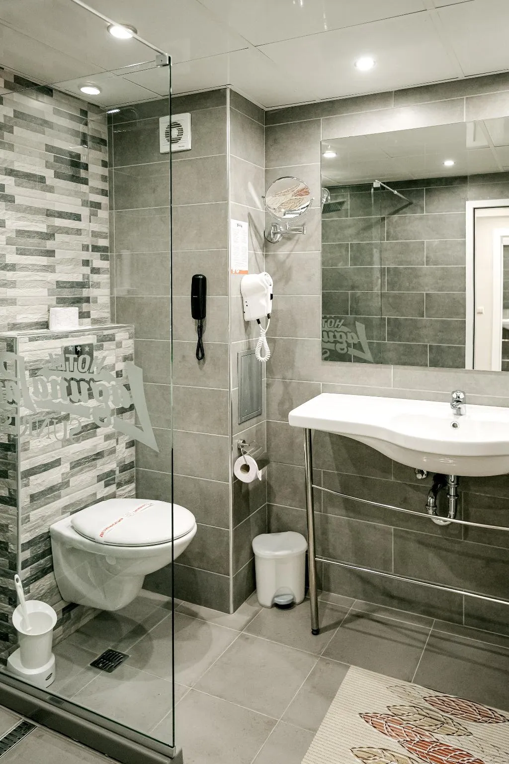 FAMILY ROOM ONE BEDROOM ONE BATHROOM Room, Laguna Park Sunrise, Bourgas