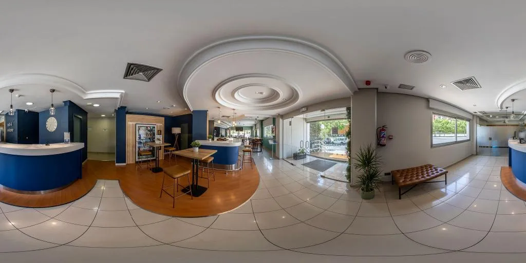 Lobby, Travelodge Alicante Puerto, Costa Blanca