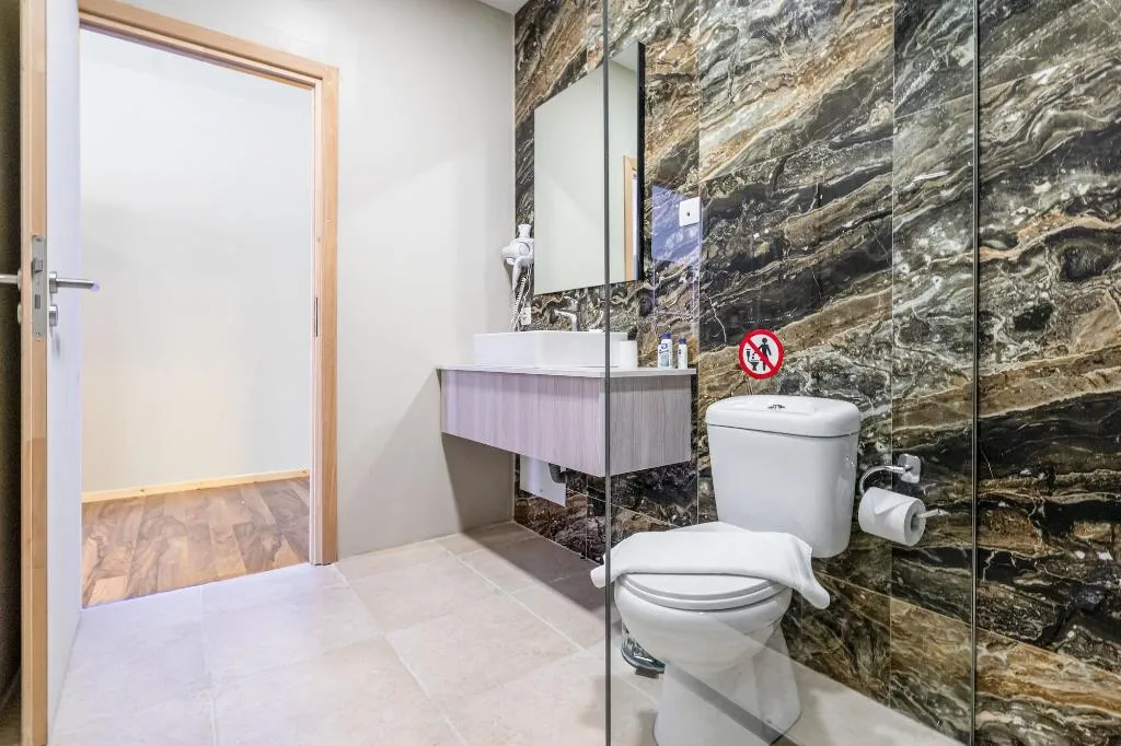 Room, Bamboo Suites, Rhodes
